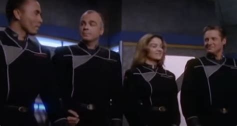 m4ufree babylon 5